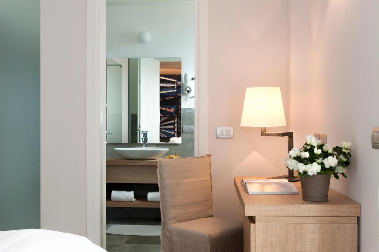 Wine Hotel Retici Balzi Poggiridenti Bagian luar foto